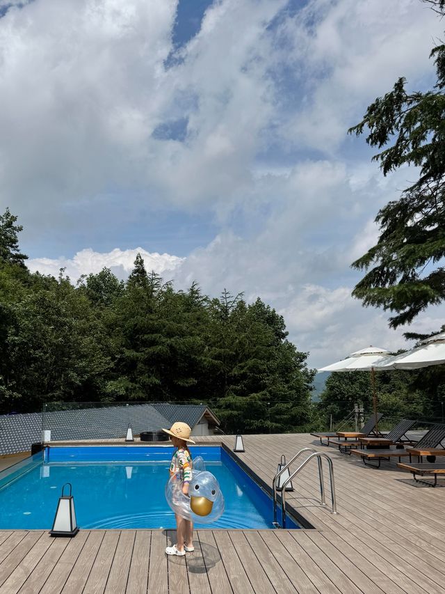 江浙滬媽咪帶娃避暑1.5小時直達！將22°C嘅夏天焊實喺細路身上