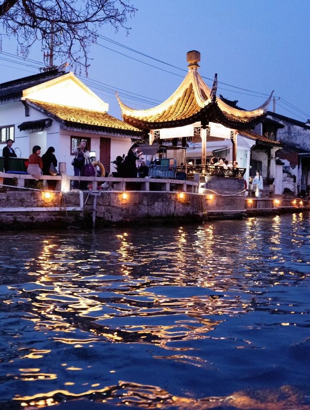 蘇州山塘夜航記：一船載盡姑蘇柔