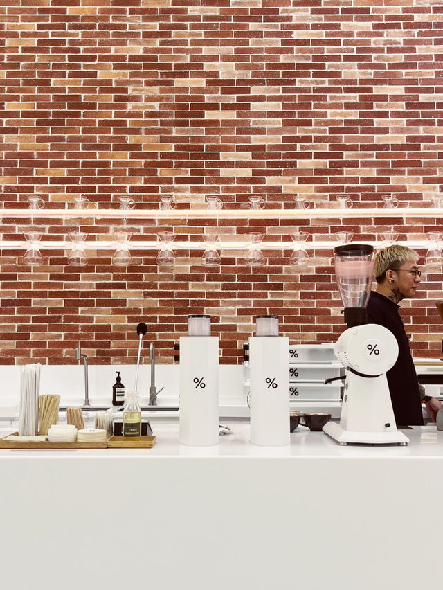 ☕️ BGC ARIBICA: Where Craft Coffee Meets Urban Canvas! 🌆