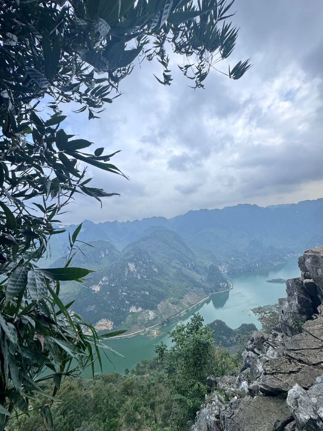 山水秘境凌雲
