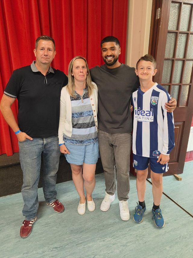 A Great Emmerdale Tour Experience with Rob and Kammy