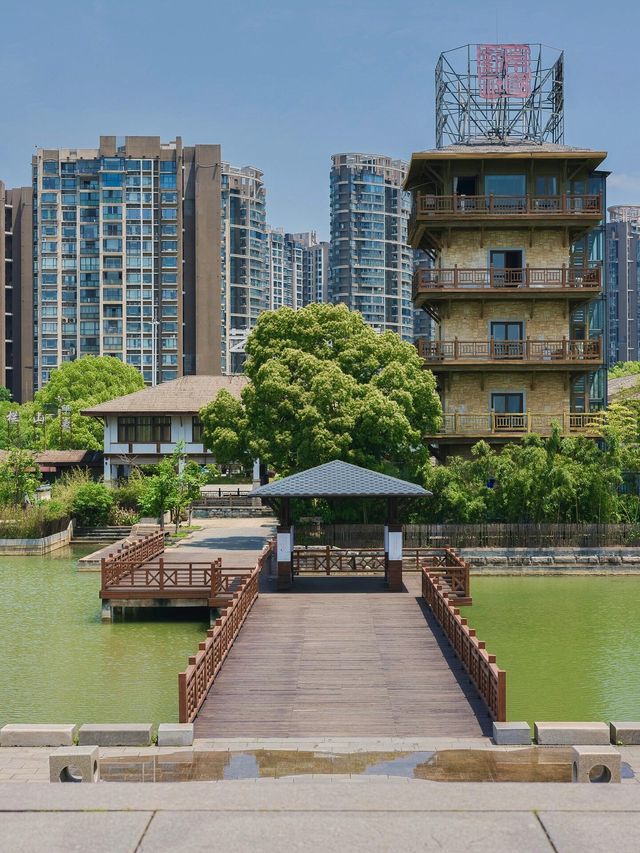 長沙散步天花板!住豪生步行去月湖,晚風+燈光美到不想走! 長沙散步天花板!住豪生步行去月湖,晚風+燈光美到不想走!