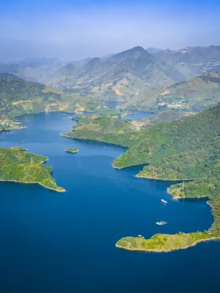 Less crowded, rush now! Guizhou also has a warm winter "Little Sanya" 