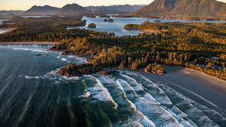 18-day self-drive tour in BC province, exploring the Pacific coast, snowy glaciers, and ancient rainforests