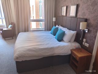 Staybridge Suites Liverpoolでの記念日ステイ：最高の選択でした。