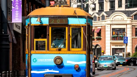 Dalian | Century-old Dongguan Street, where old and new collide in the city's historic streets — traveler post in Dalian