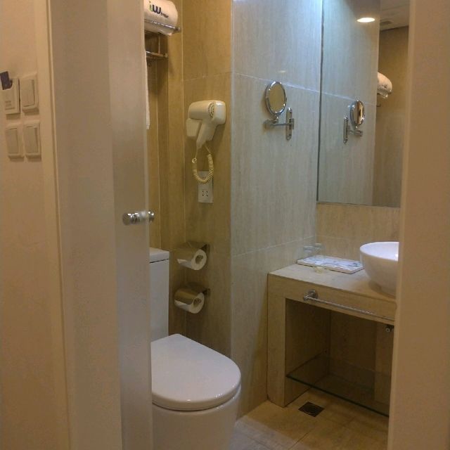 觀塘海濱工廠區愛得甫酒店