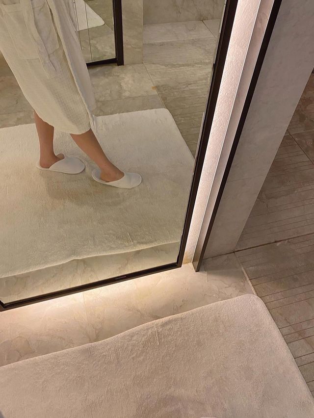 화장실 뷰까지 완벽한 호캉스! 포시즌스 호텔 ❤︎