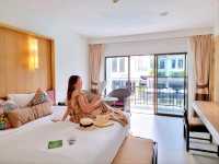ที่พักสวยสไตล์ชิโนโปรตุกีสผสมผสานความร่วมสมัย
ใจกลางเมืองป่าตอง