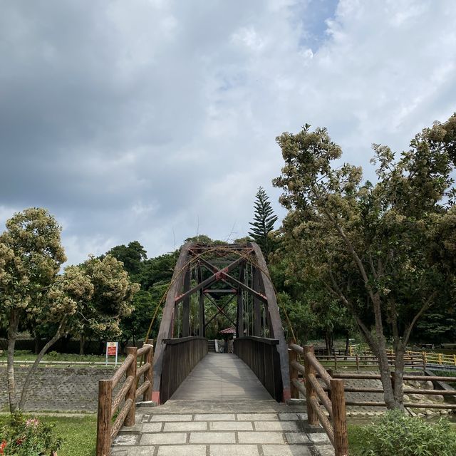 牛欄河步道 🐕 在關西