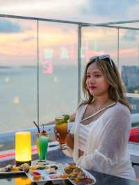 ลากแฟนไปนอนริมหาดจอมเทียนต่อด้วยดินเนอร์บนRooftopปังๆ