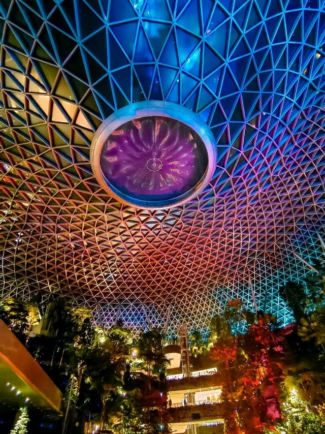 Changi JEWEL light up my heart