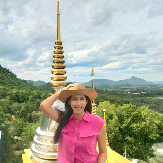 วัดถ้ำเขาปรางค์  วิวมุมสูง สวยทุกองศา