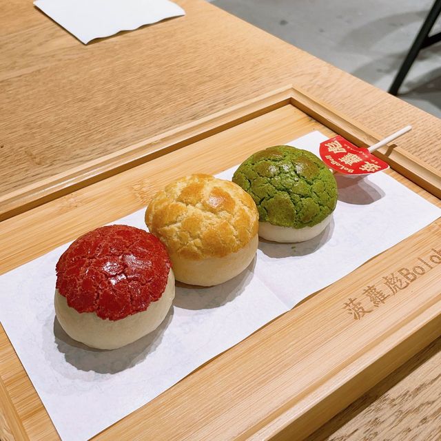 澳門半島｜澳門大熱流心菠蘿包探店～菠蘿彪