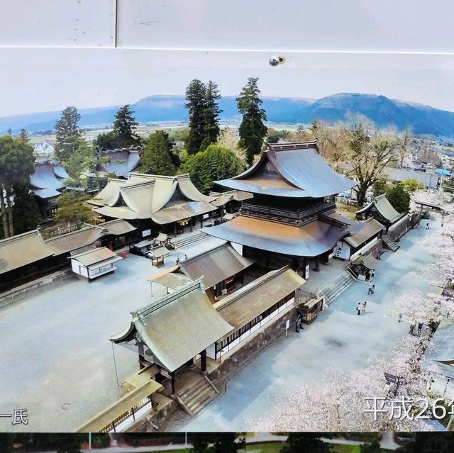 地震後的阿蘇神社