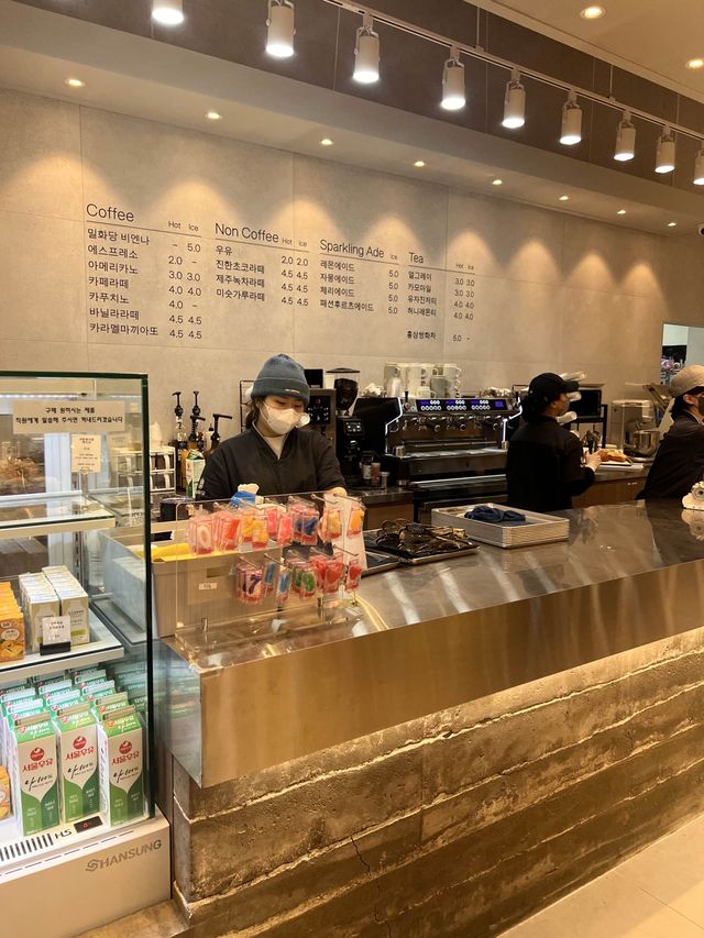 韓国/ソウル【鉢山】人気のパン屋さん🥐