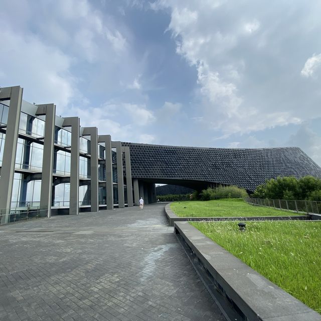 故宮南院～造型前衛的博物館