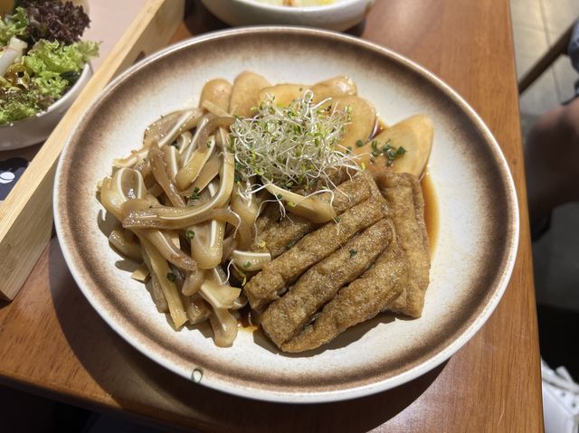 「旺角三公台灣料理，滷肉飯便當好juicy好食」