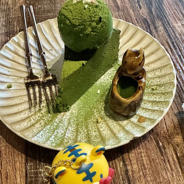 「美食餐廳，口味好極了！」