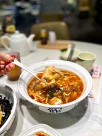 平日下午。。又來吃個上海菜🥢