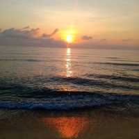 ชมหาดขนอม ยามเย็น