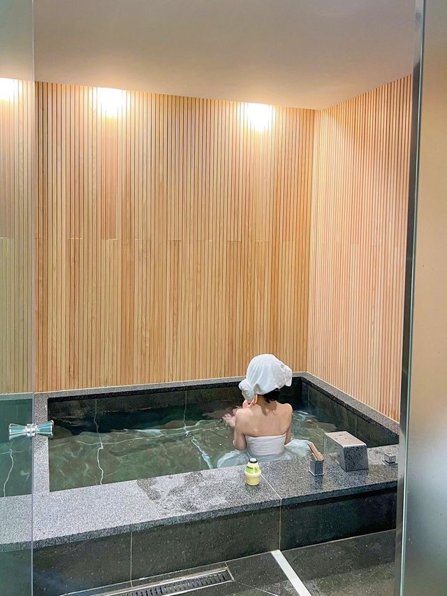 피로 사르륵 녹는 떠껀 스파숙소♨️