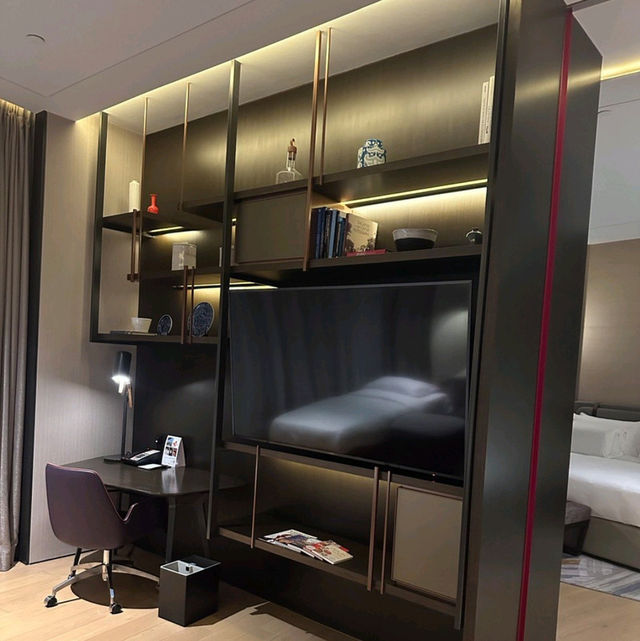 Swissotel Singapore Creste Suite Room