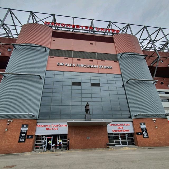 Visit The Iconic Old Trafford Stadium ⚽️