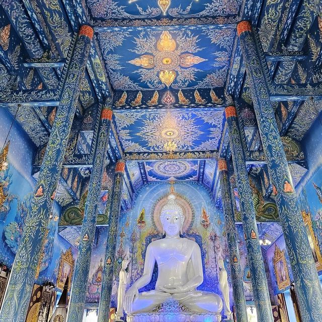 วัดร่องเสือเต้น วัดสวยสีน้ำเงิน จ.เชียงราย