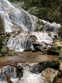 น้ำตกแม่กำปอง (Mae Kampong Waterfall)
