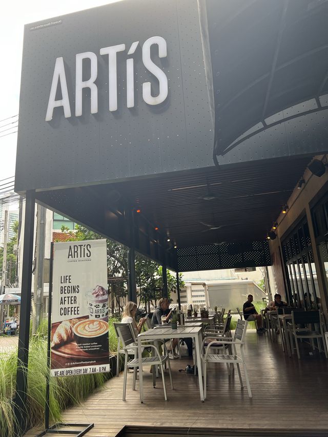 Artis ร้านกาแฟติสๆ ใจกลางสุขุมวิท