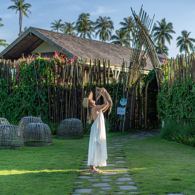 ที่พักเกาะกูด ติดหาดอ่าวพร้าว น้ำทะเลใสปิ๊ง 🏝️