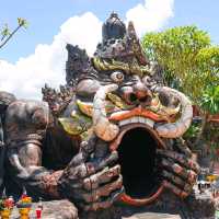 คุ้มคำชะโนด ดินแดนพญานาคและพญายักษ์ อุดรธานี