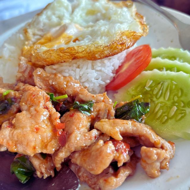 มากินข้าวเช้าด้วยกันที่ท่าเตียน 
