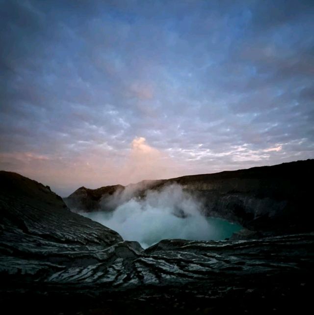 Hiking The Ijen