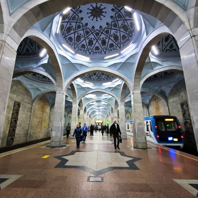 Tashkent Metro - the oldest in central Asia