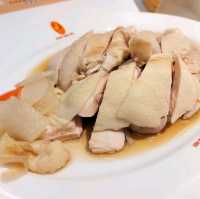 ข้าวมันไก่เจ้าดังจากสิงคโปร์