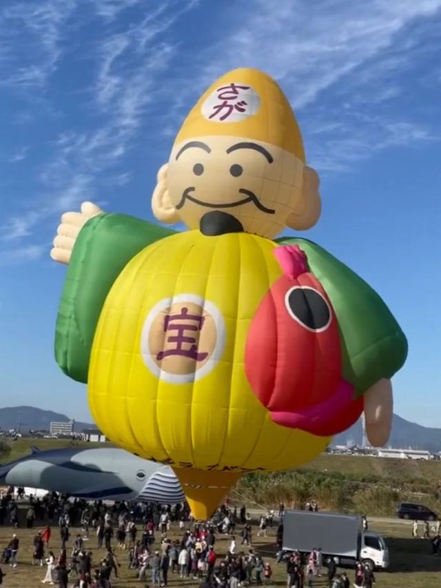 【佐賀観光】色とりどりのバルーンが飛び立つ景色は絶景
