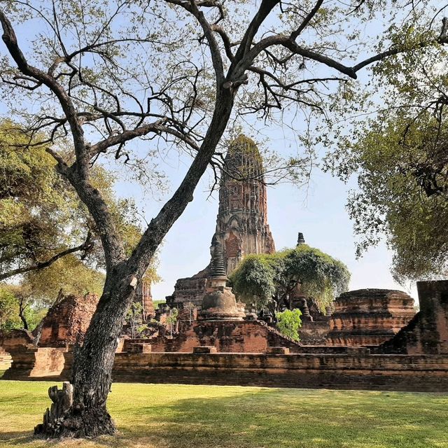 วัดพระราม ชมสถาปัตยกรรมสมัยอยุธยาตอนต้น