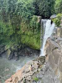 【烏布必來瀑布：Tegenungan Waterfall】
