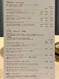 【東京観光】ホテル併設のカフェ💚 ワンちゃんクッキー"が可愛すぎな件