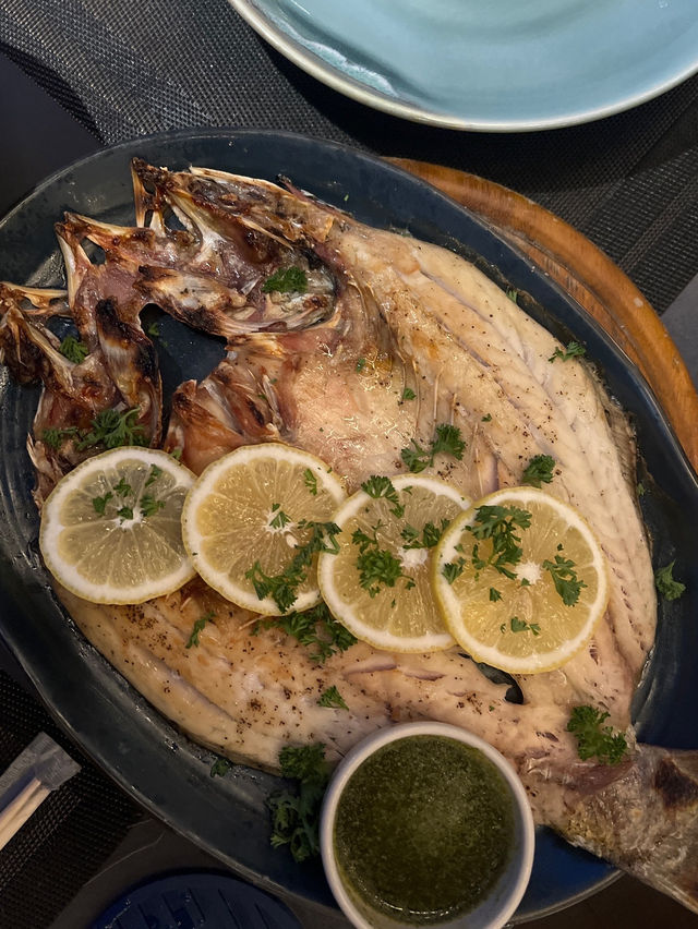 布吉打卡｜懸崖餐廳睇日落食晚餐