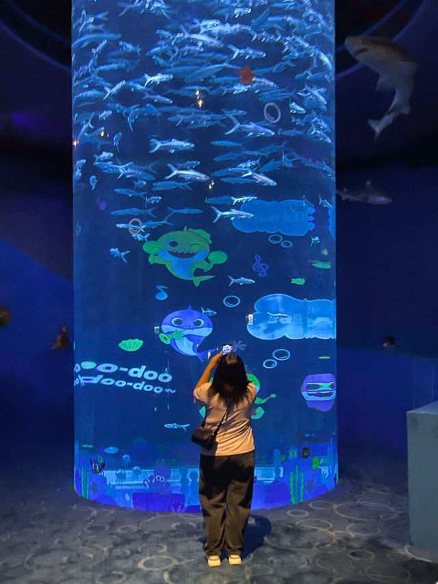 ท่องโลกใต้ทะเลที่ The Grand Aquarium Hong Kong 🐡