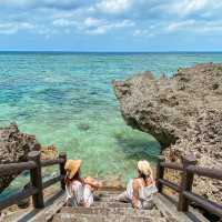【伊良部島】透明度抜群の海に繋がる階段