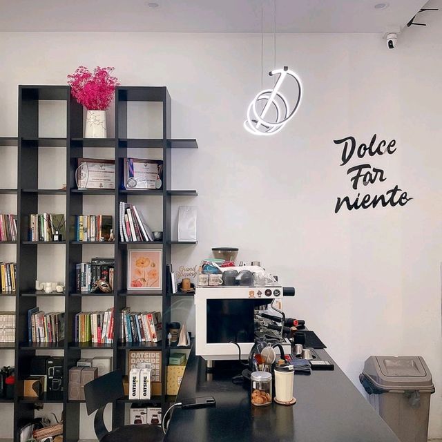  FAR NIENTE COFFEE