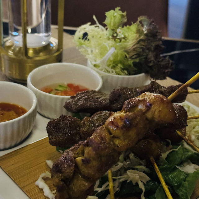 🏛️Luna Bar & Restaurant