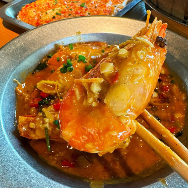 「李小太燒烤」新鮮海鮮，精釀啤酒買二送一！