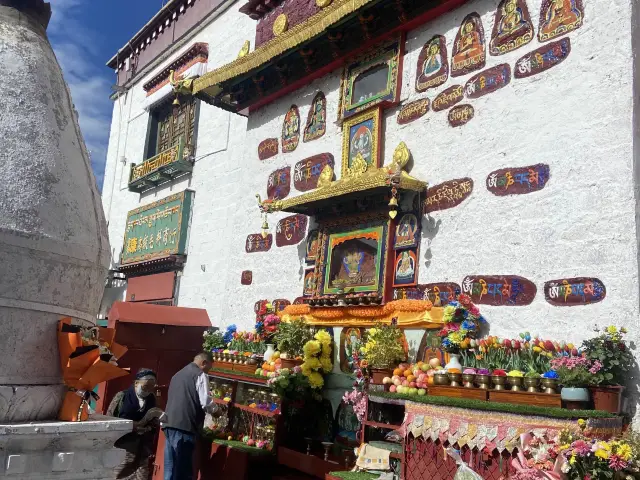 티베트 바코르 거리~~ 맛있고, 쇼핑하기 좋고, 구경하기 좋은 곳.