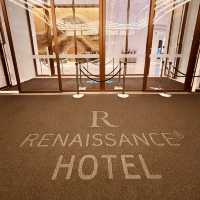 "Renaissance Zhuhai Hotel: Luxury and Comfort in Guangdong Province"