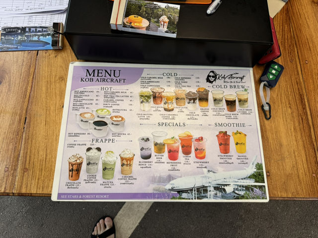 🛩️ คาเฟ่เครื่องบิน Seastars & forest Resort ☕️